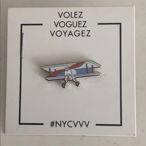 Louis Vuitton Volez Voguez Voyagez #NYCVVV Pin